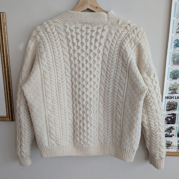 Carraig Donn Merino Irish Wool Cardigan, size medium - Picture 2 of 7